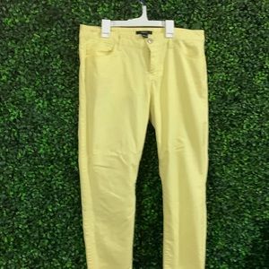 Soft yellow Stretch Pants